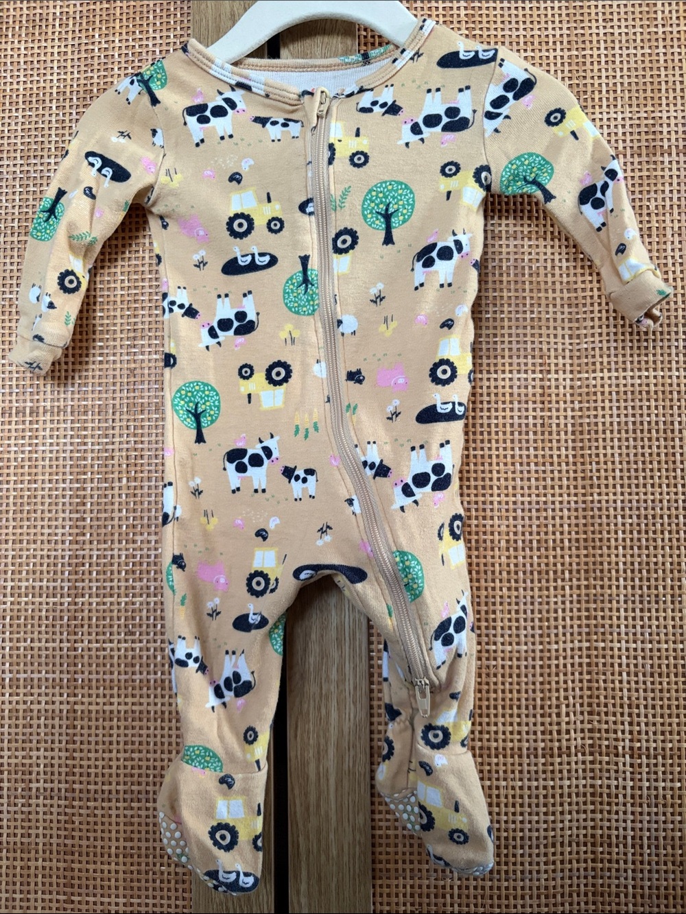 🐮0-3mo Farm Footie Sleeper